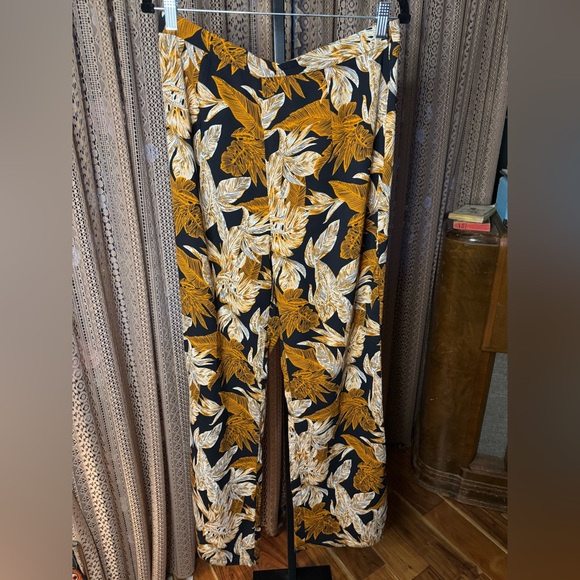 NWOT PrettyLittleThing Black 3 piece set - Picture 5 of 8